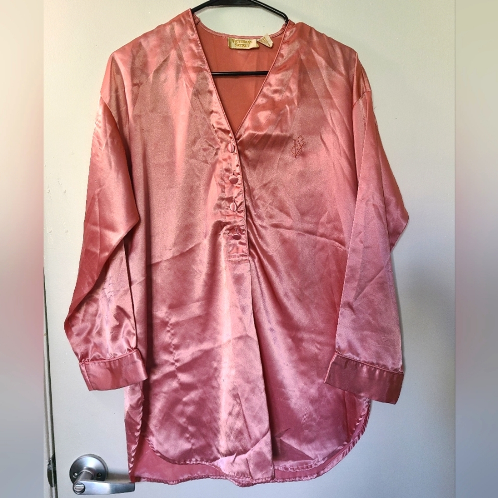 Victoria’s Secret Gold Label Vintage Silky Sleep Shirt